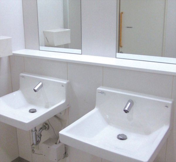 ライニング面台取付画像